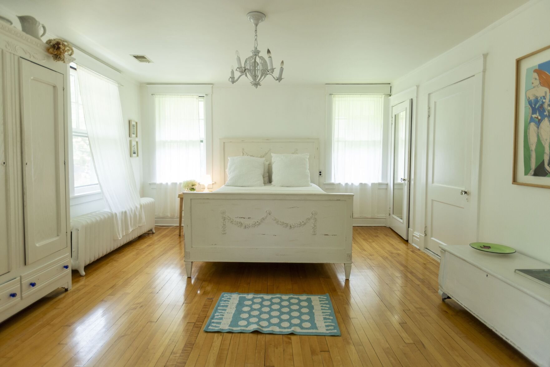 Carrie Houk at home